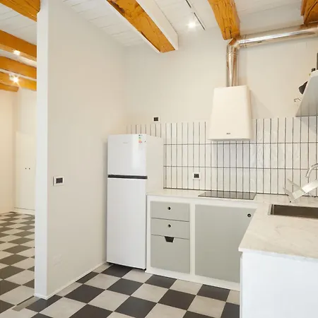 Incantevole In Darsena شقة